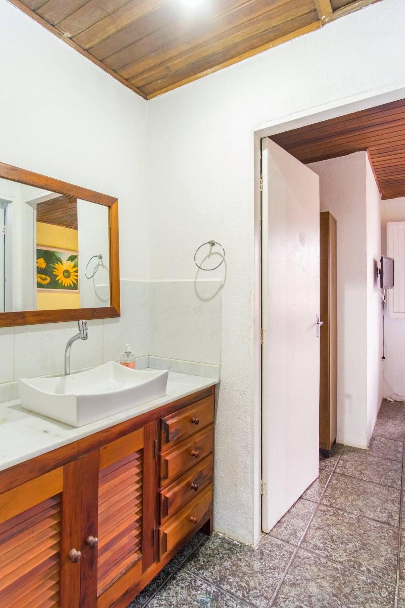 Casa Bromelia, A 15 Minutos A Pe Do Centro Historico! Villa Araquari Exteriör bild